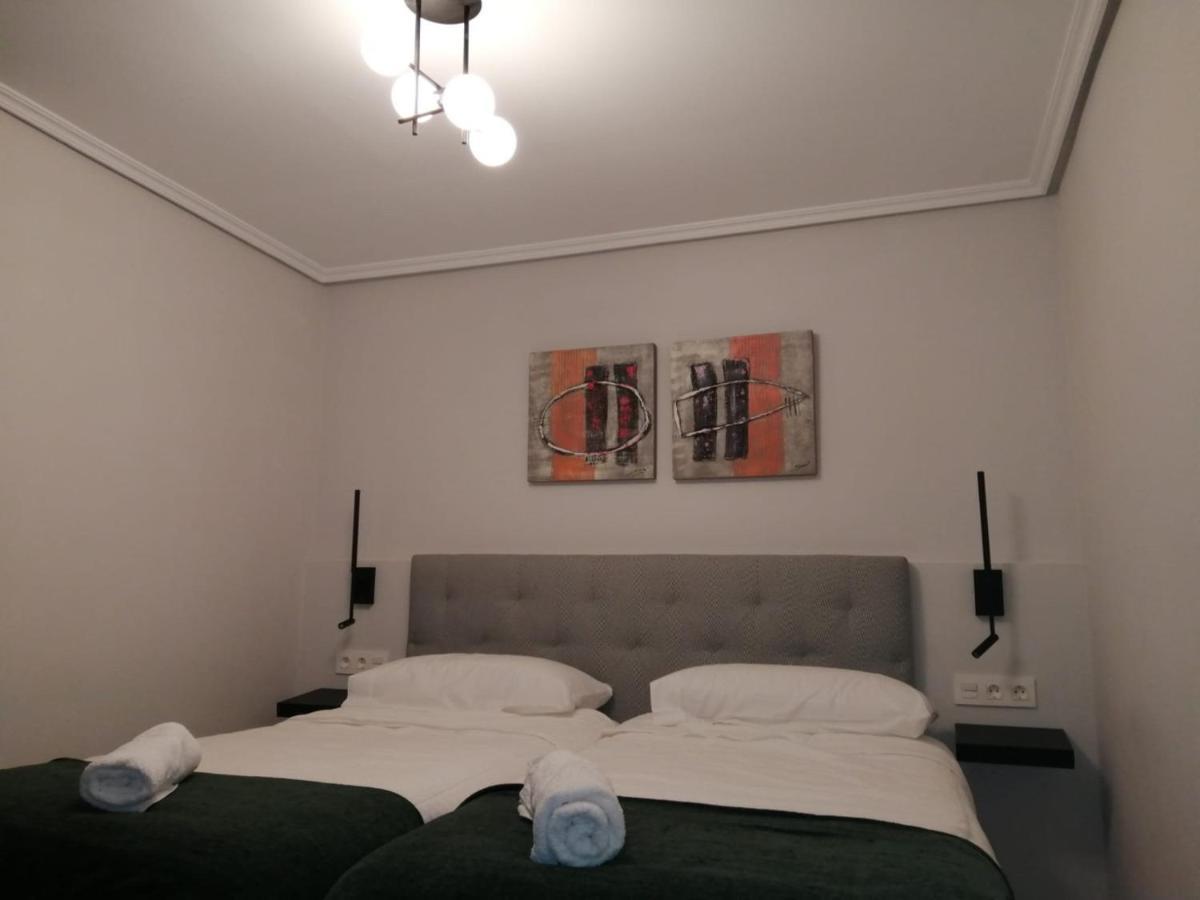 Lugar Especial, Gran Patio, Junto Al Ayuntamiento Leilighet Bilbao Eksteriør bilde